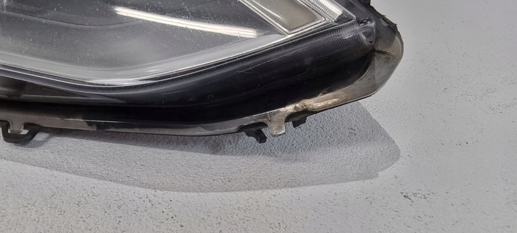 Фара правый перед передняя tesla s рестайлинг  full led 16-20 Недорого