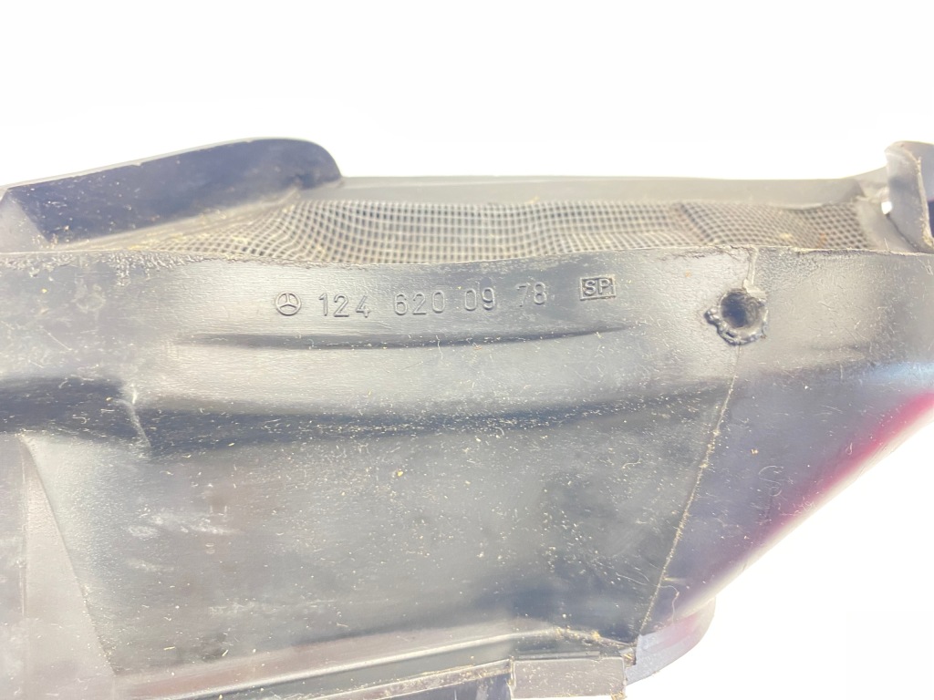 Жабо средний пластик защита дворники mercedes w124 1246200978 с Разборки