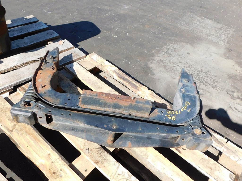 фото №6, Iveco eurotech 99r підвіска кабіни задня