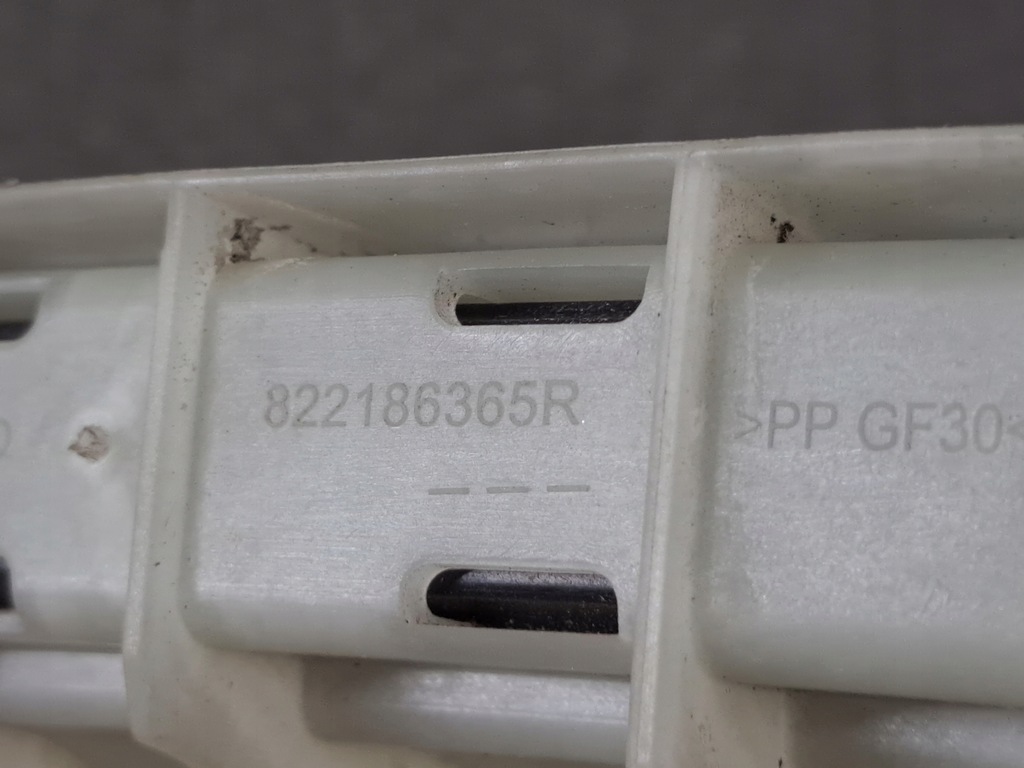 фото №12, Направляющая стекло дверь правый задняя правая задняя dacia logan iii 3 sandero 21r