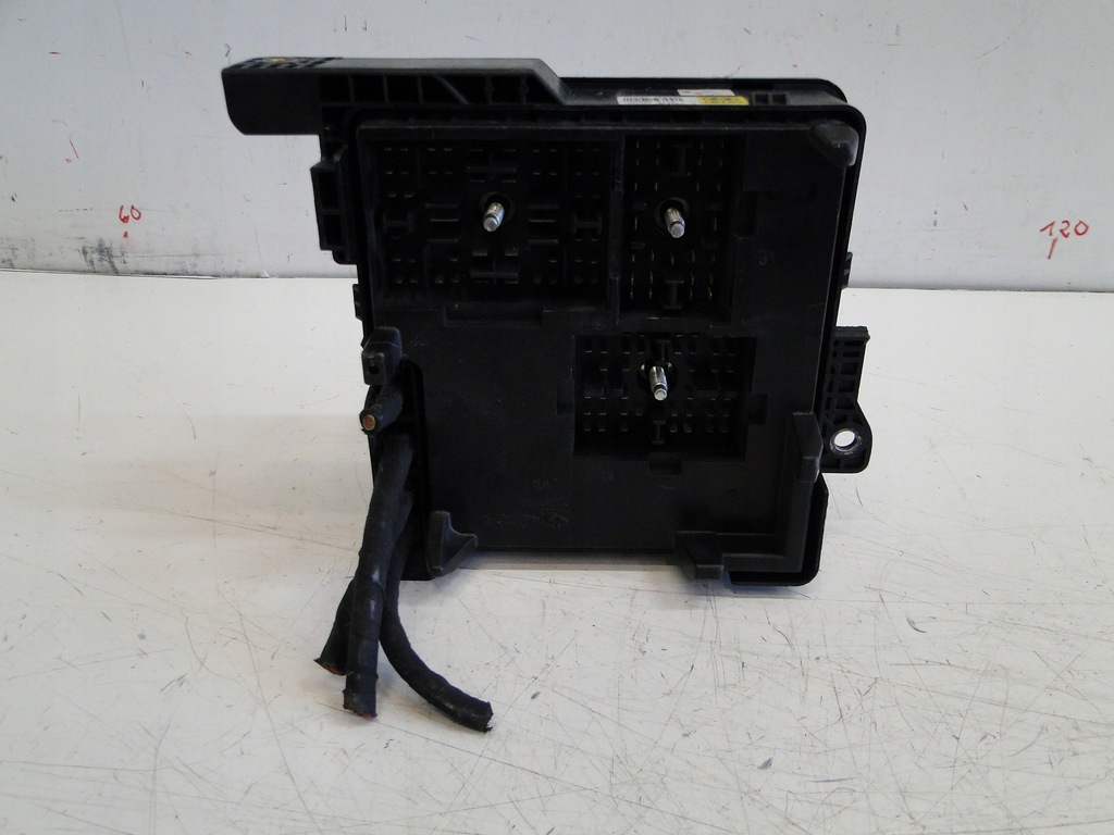 фото №7, Hyundai i30 i коробка предохранителей 91950-1h030