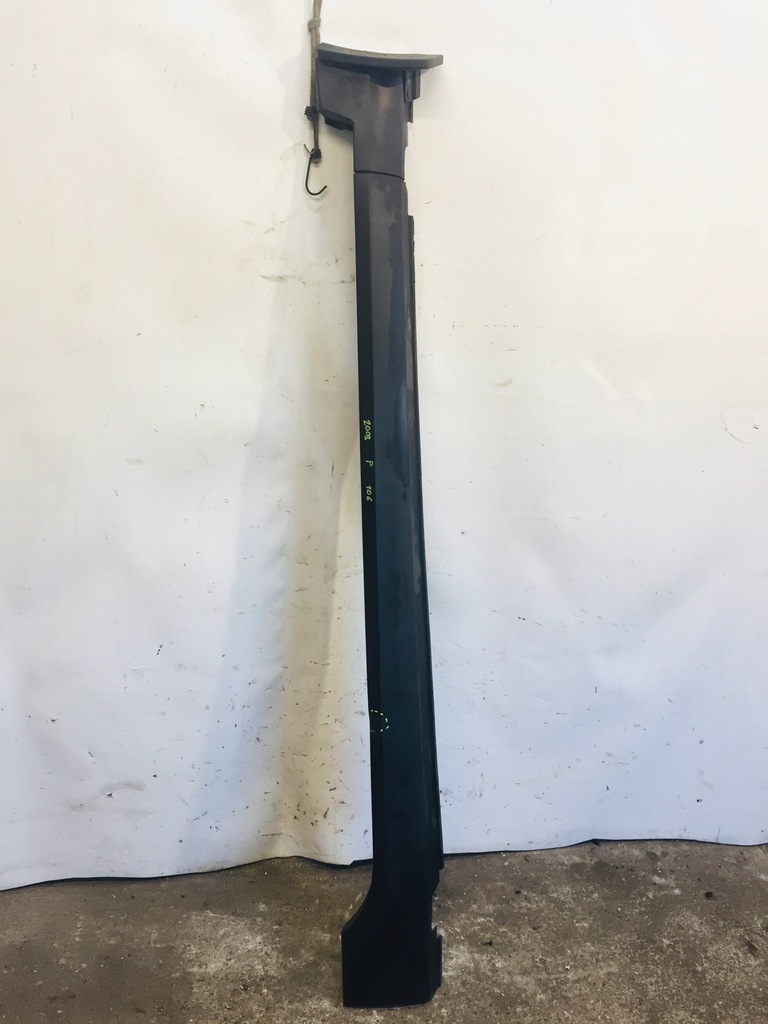 фото №1, Молдинг порог правая peugeot 2008 #106