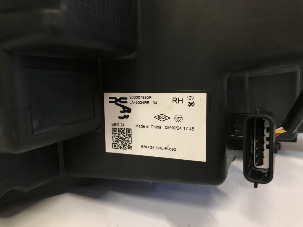 фото №5, Dacia spring lift 24- лампа передня фара full led правий