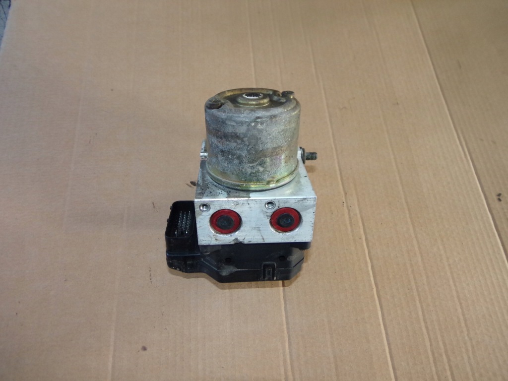 фото №1, Насос abs 58910-3a100 trajet 2.0 crdi