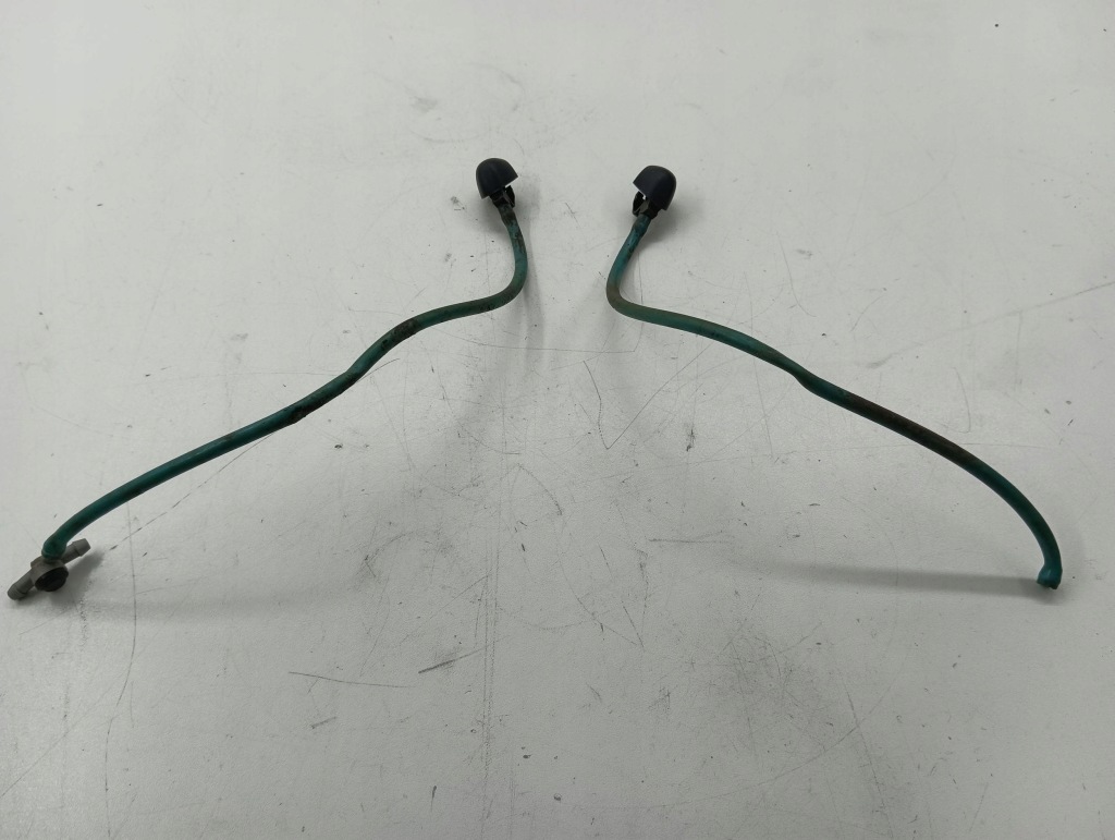 фото №1, Chrysler voyager 2001 шланг омивача