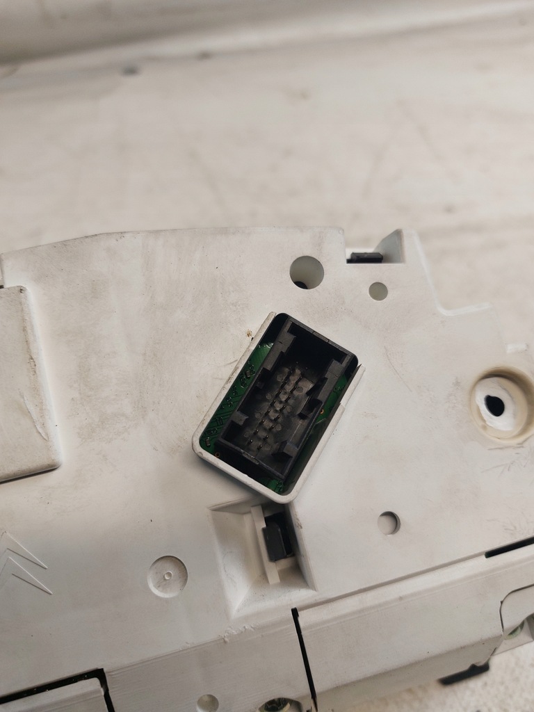 фото №8, Счетчик приборы citroen c5 iii x7 2.0hdi