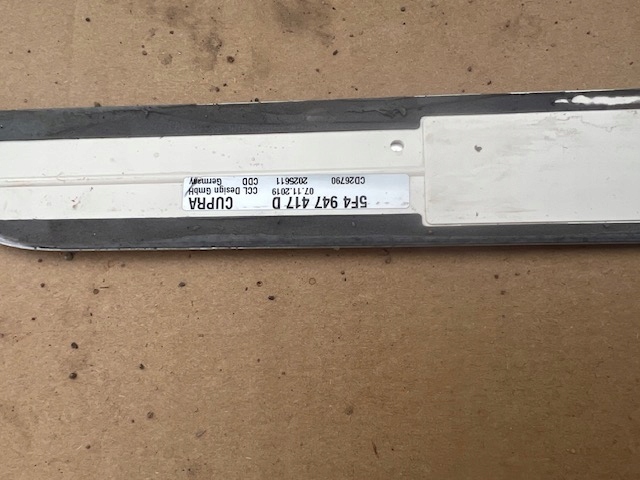 фото №4, Молдинг поріг led cupra leon iii formentor ateca