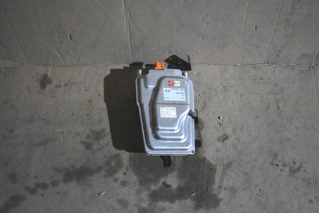 фото №1, Модуль отопительный porsche taycan 1