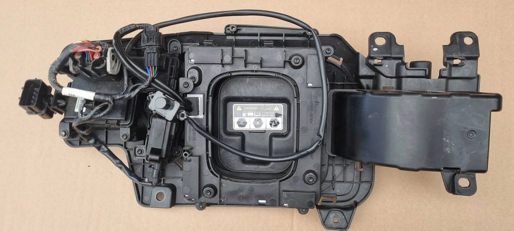 фото №12, Hyundai kona lift 2020- разъём зарядки крышка кабели оригинал