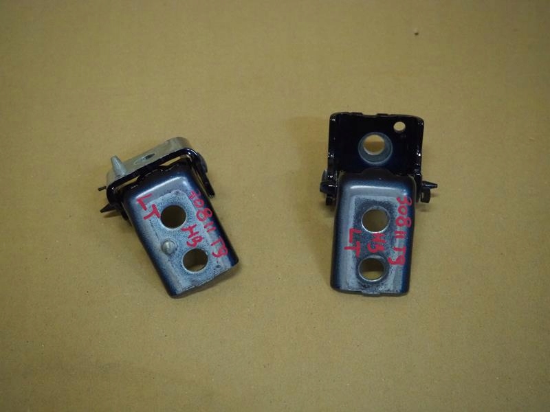 фото №1, Петлі двері лівий задня комплект 308 ii t9 hb