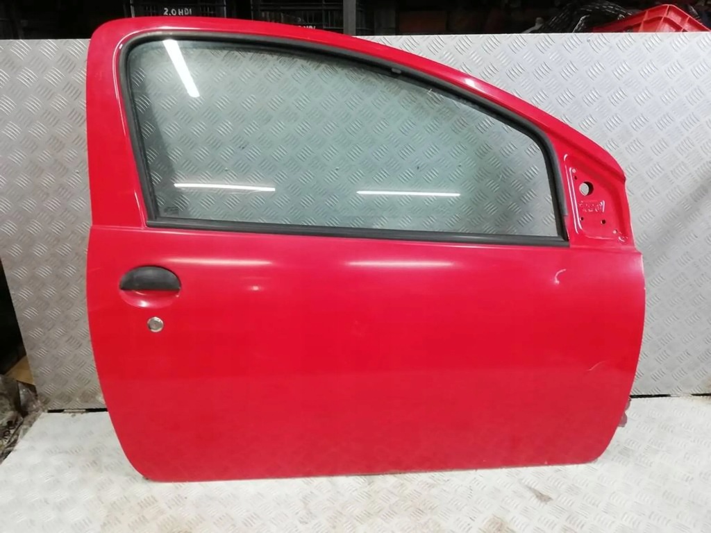 фото №1, Citroen c1 107 дверь передние правое 3d