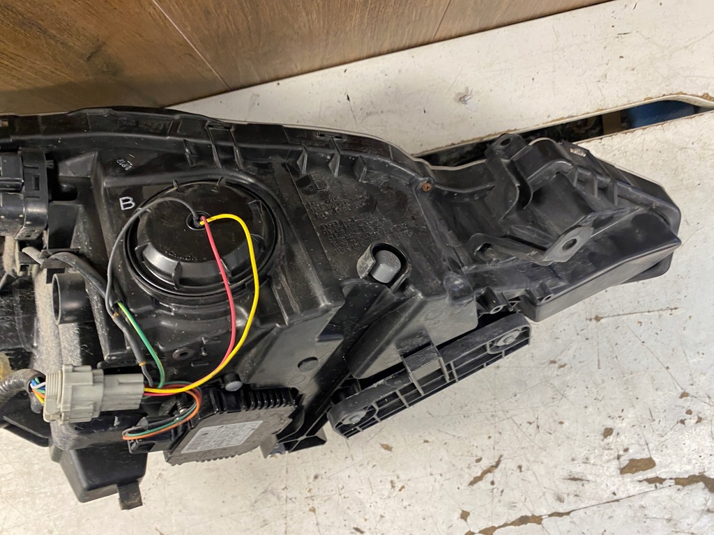 фото №14, Nissan leaf i лампа левый перед led