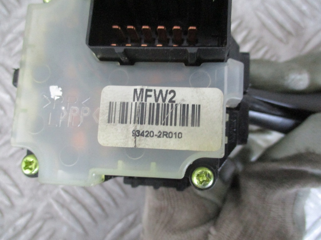 фото №7, Переключатель рычаг дворник 93420-2r010 kia ceed 1.6crdi 06-12 r.