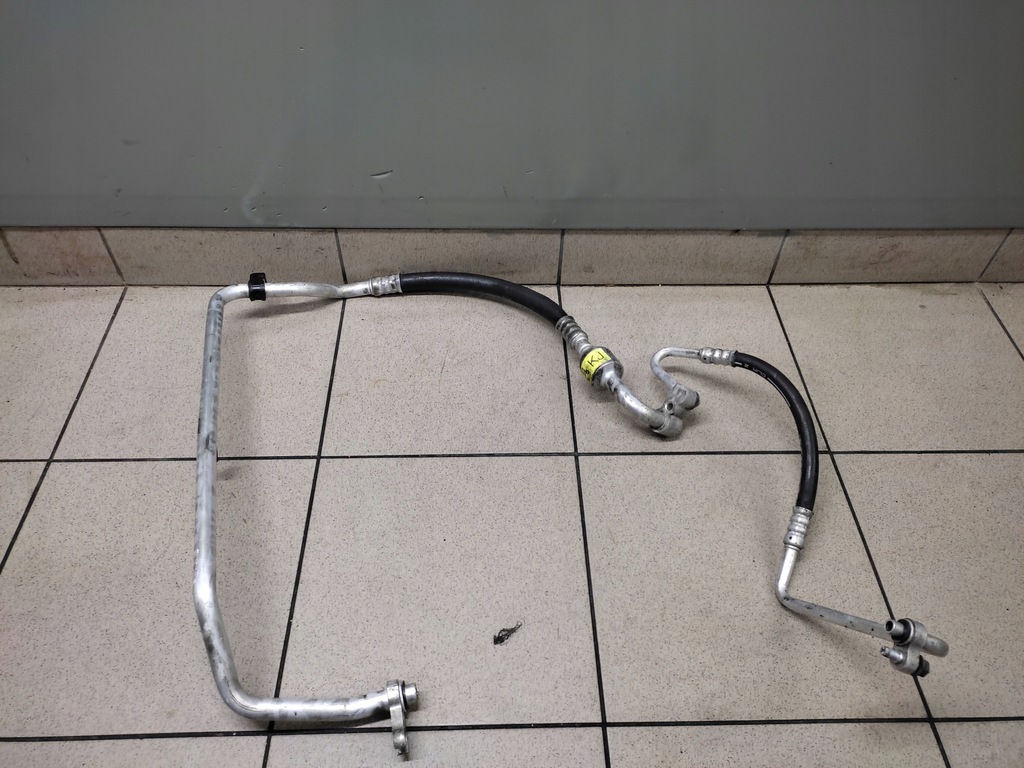 фото №1, Opel signum 2.2 d шланг трубка кондиционера