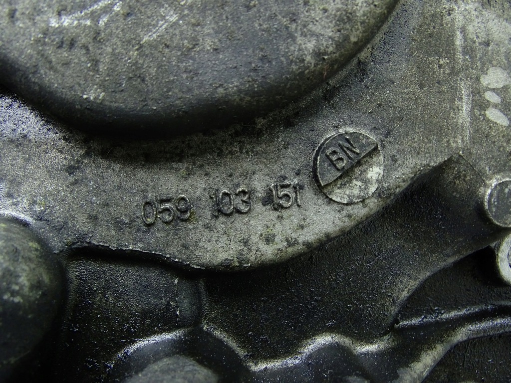 фото №5, Корпус защита распределительного вала audi a6 c7 a7 4g 3.0 tdi 059103151bn