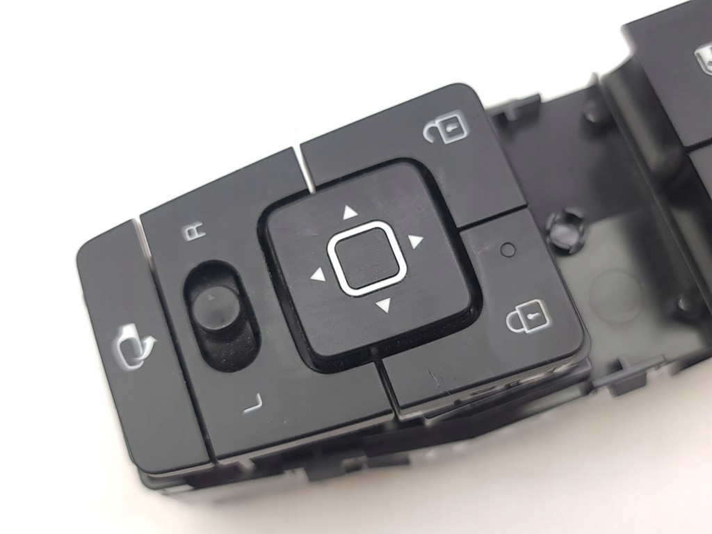 фото №9, Kia niro 2024 перед сторона правая кнопки окон