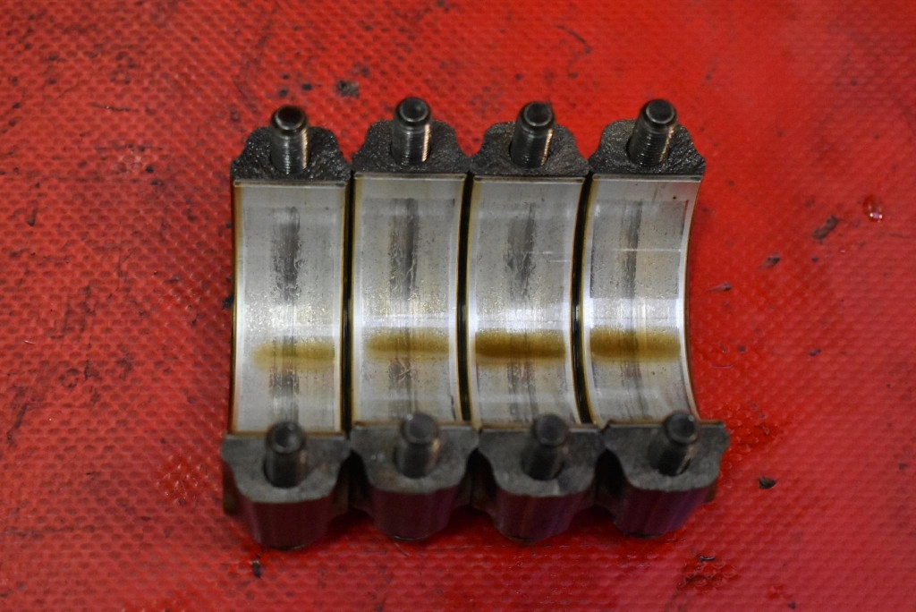 Блок низ  двигателя wał mbgu30 peugeot 207 1 1 1.6 vti 120km 06-09 Оригинал