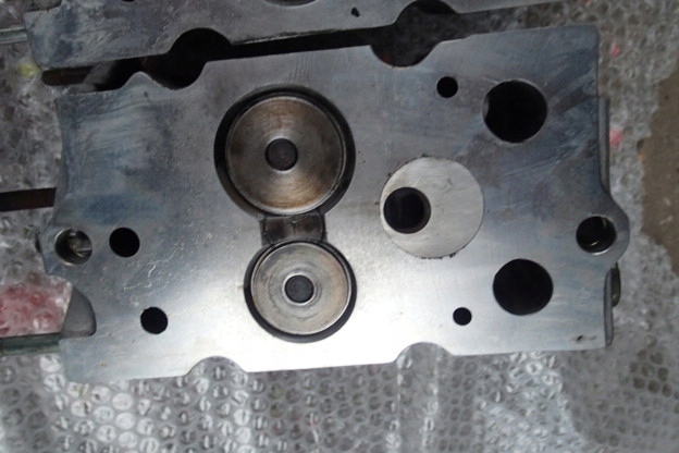 фото №6, Jeep grand cherokee 3.1 td головки головка комплект