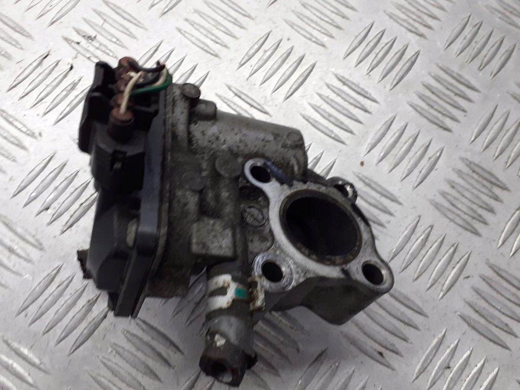 фото №1, Клапан egr toyota auris 1.4 d4d 25800-33011