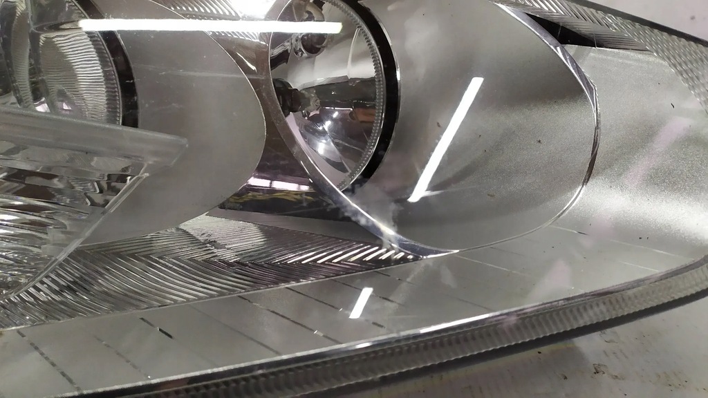 фото №8, Лампа правый перед ford b-max оригинальный номер