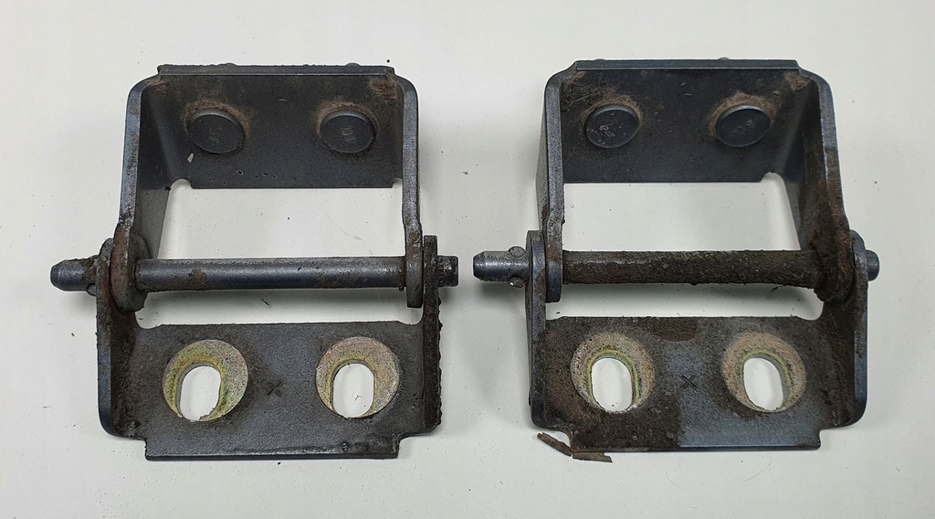 фото №1, Петлі кришки ford mondeo mk3 kombi пара