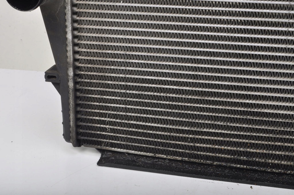 фото №6, Volvo s60 i 2.4 d5 радиатор интеркулер 8671694