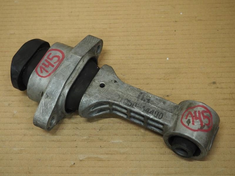 фото №1, Кронштейн подушка двигателя carens iv 21950a4400