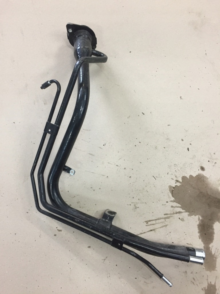 фото №4, Suzuki swift mk8 1.2 1.4t труба заливної пального