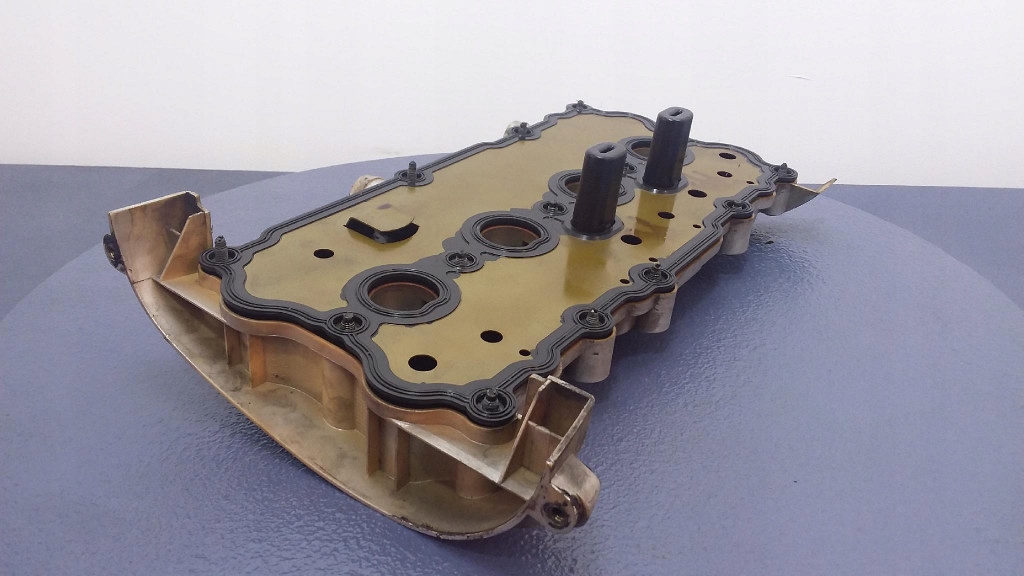 фото №6, Audi a4 b6 2.0b fsi awa кришка клапанів 06d103469e