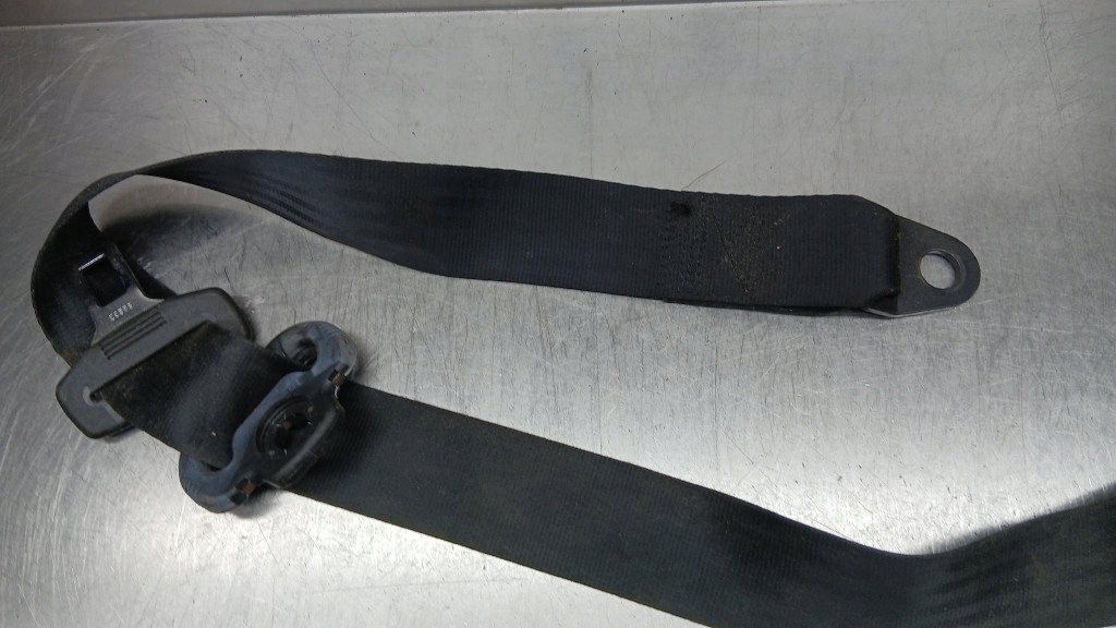 Ремень безопасности правый  перед alfa romeo 147 1.6b 01r в Украине