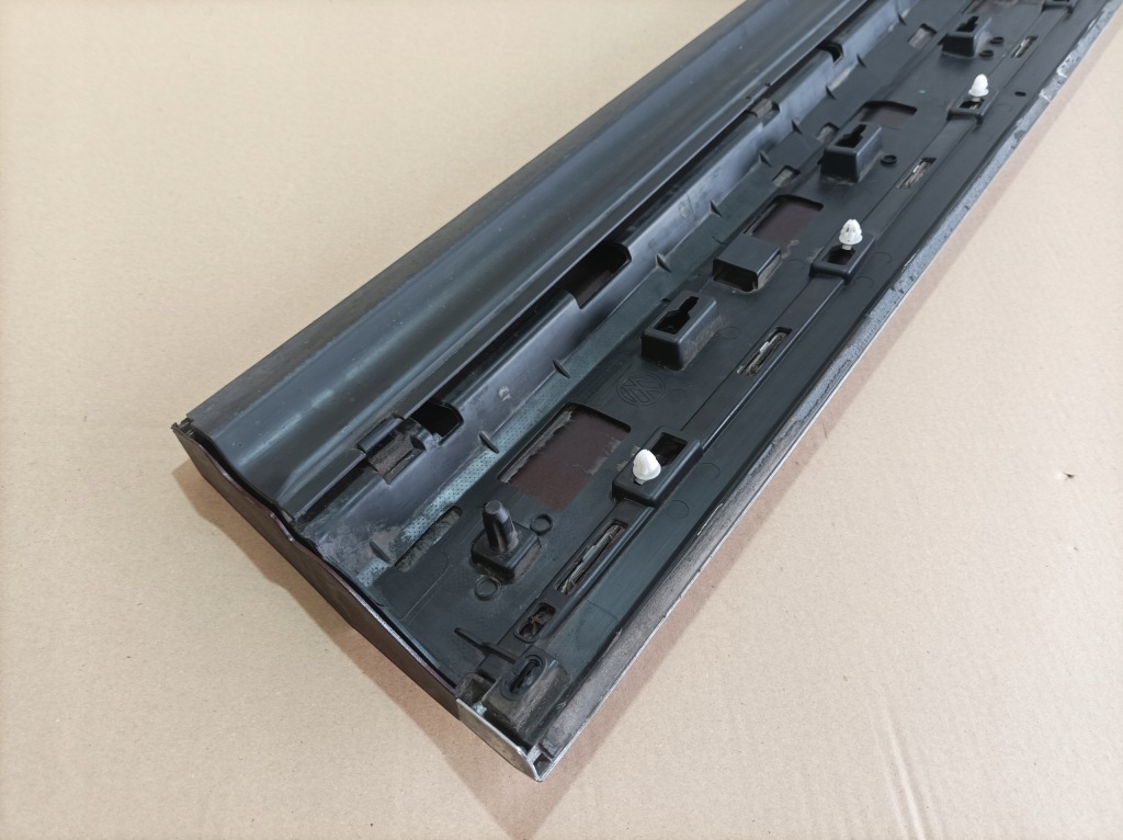 фото №9, Vw touareg iii молдинг дверь левый перед