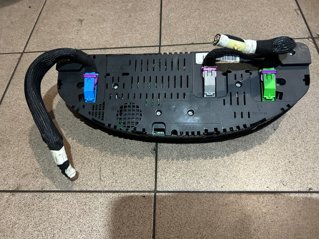 фото №12, Лічильник прилади audi a6 s6 c5 4.2 v8