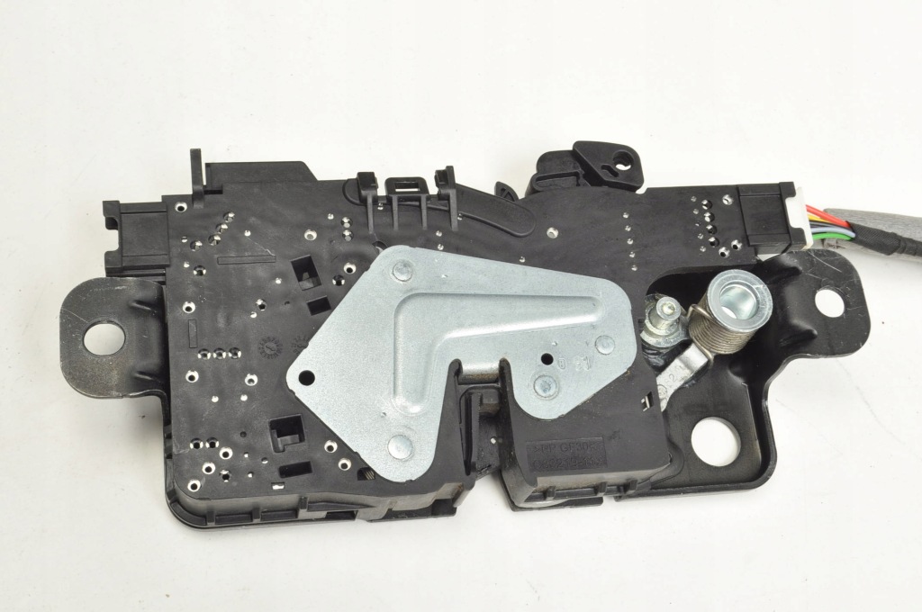 Bmw f91 f92 g14 g16 замок доводчик задний крышки багажника 7441014 7462715 Киев