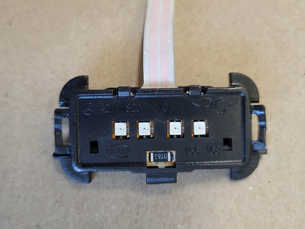 Стрічка оббивка двері ліва задній джгут електропроводка обшивка mercedes e w211 оригінальний номер Зі Шроту