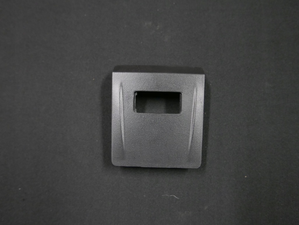 фото №1, Bmw f45 f46 захист роз'єм usb 9284253