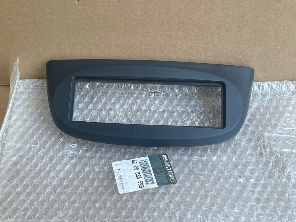 фото №1, Renault twingo ii рамка защита радио