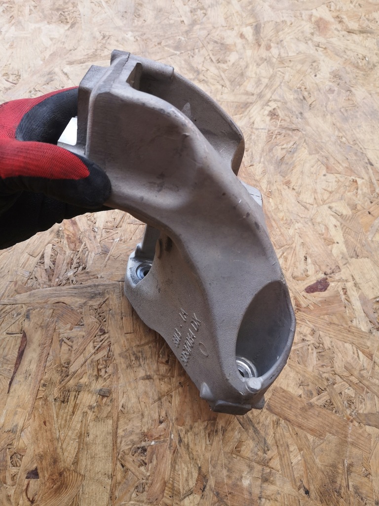 фото №3, Alfa romeo stelvio кронштейн двигуна 50537064 2.0b