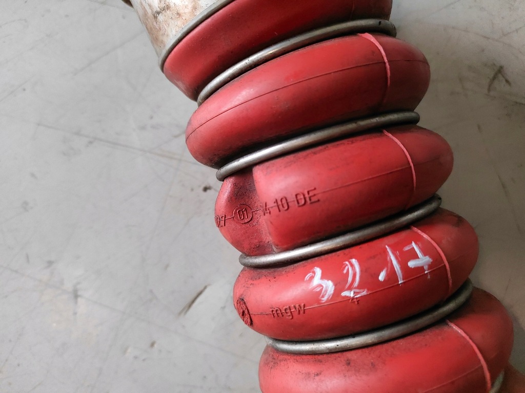 фото №3, Bmw g30 шланг труба інтеркулер 8571027