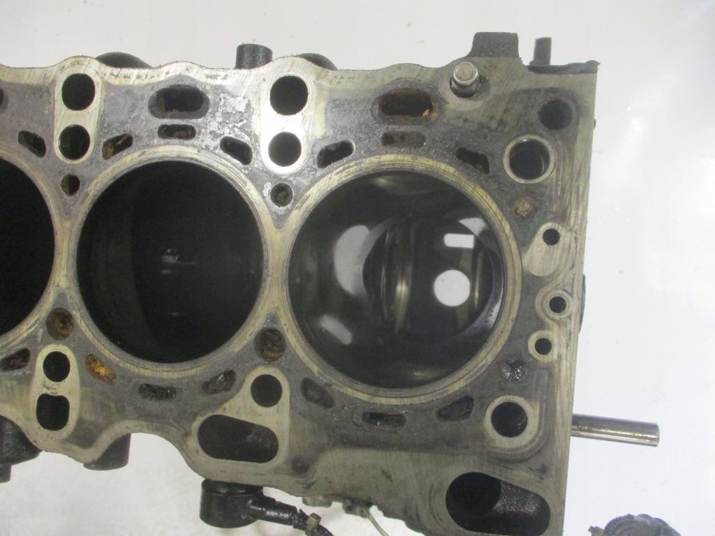 Блок двигателя mercedes w212 2.2 cdi a6510110108 r6510111501 в Украине