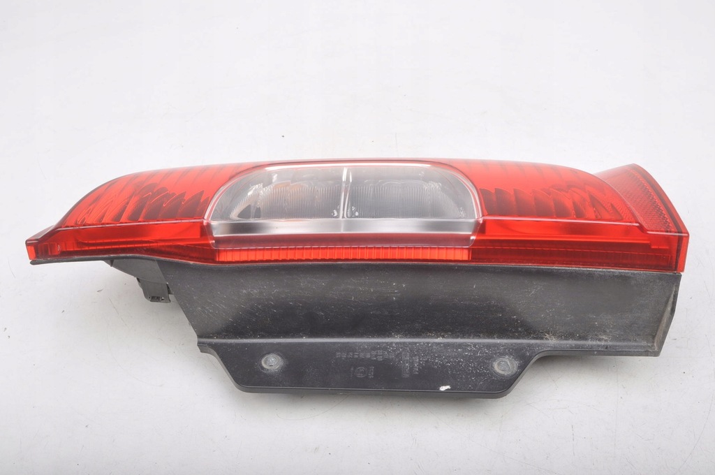 фото №7, Citroen nemo лампа правая задняя правый задняя 13202f