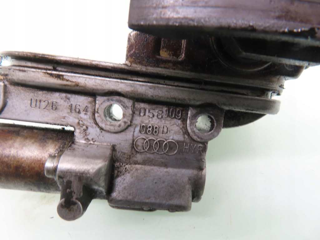 Натяжитель цепи audi a4 b5 1.8 058109088d в Украине