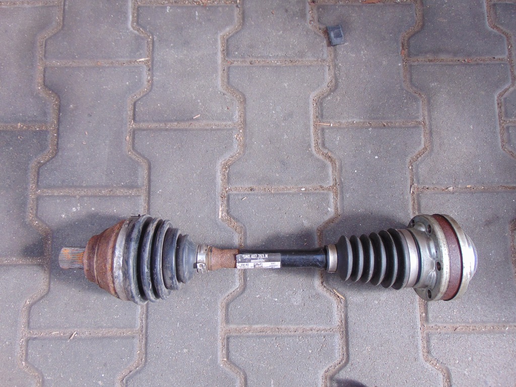 фото №1, Приводной вал левая audi q3 8u 5n0407763n