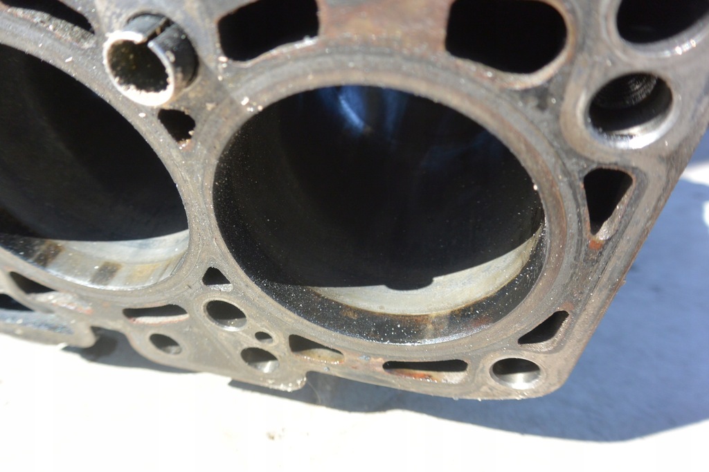 фото №13, Блок двигателя cay 1.6 tdi b7 vw skoda seat