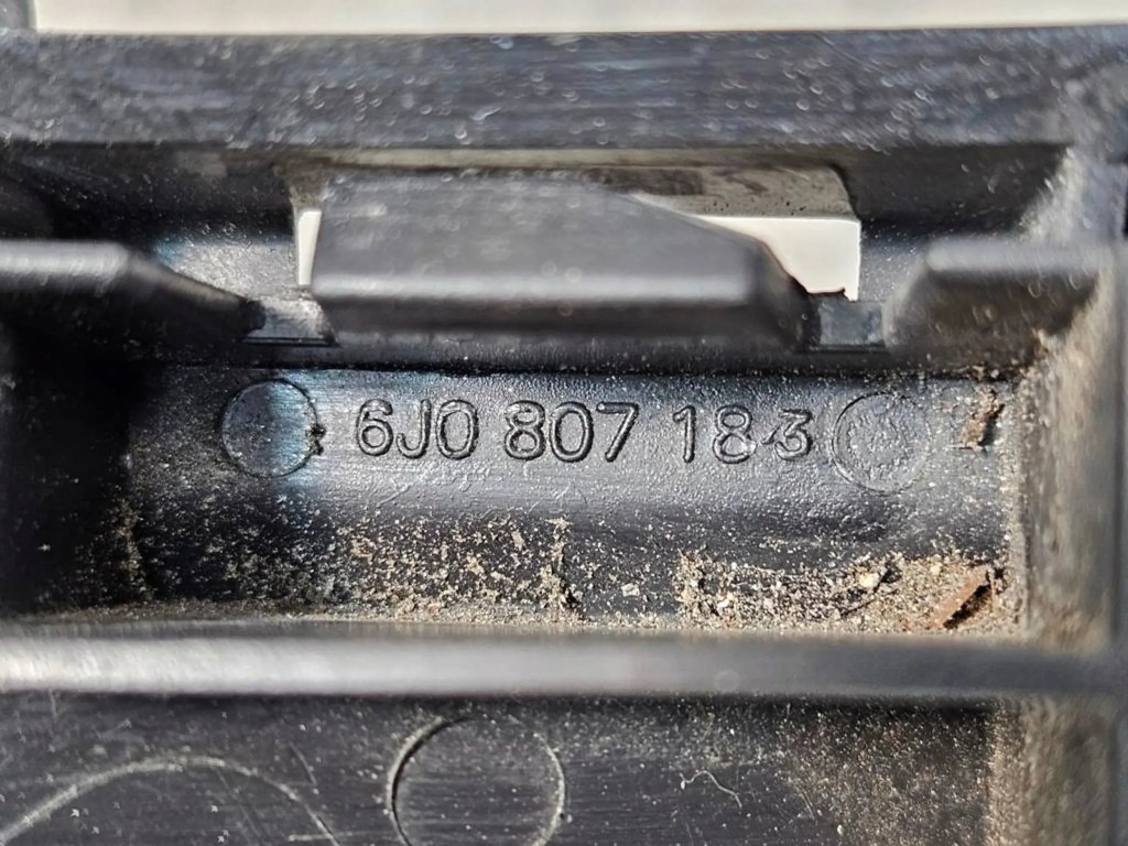 фото №6, Направляющая бампера левый перед seat ibiza 6j iv 08-12