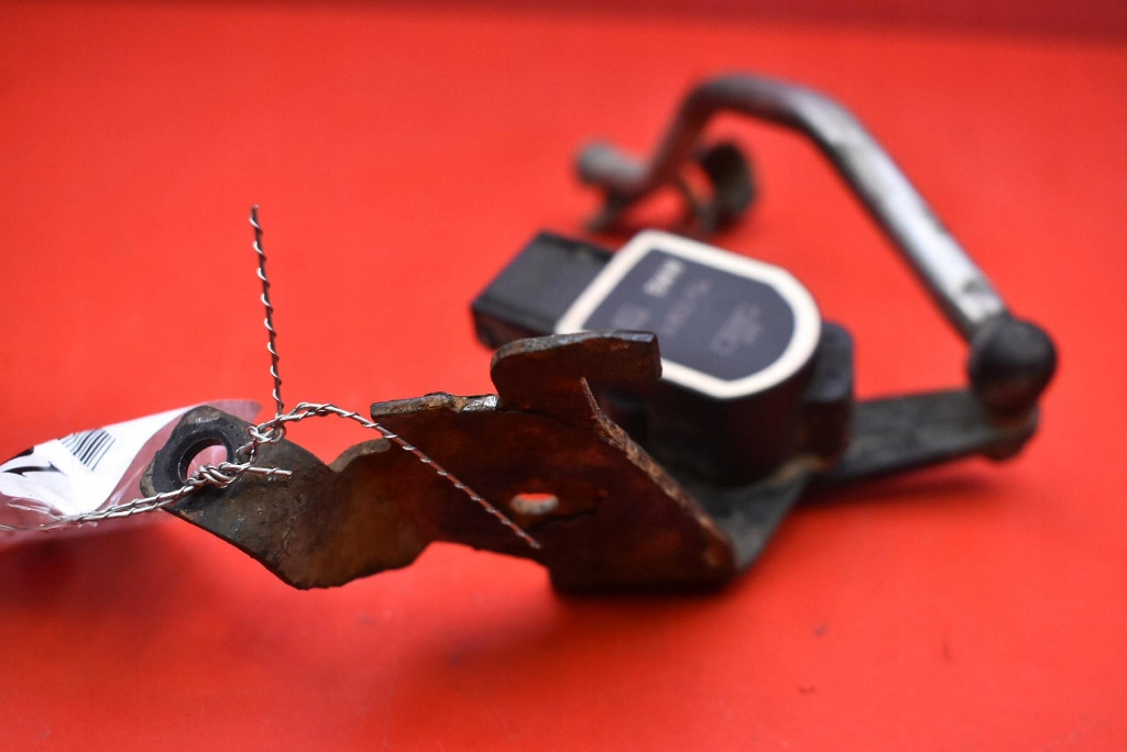 фото №5, Датчик выравнивание света правый перед 6853754 bmw x1 e84 lift 12-15