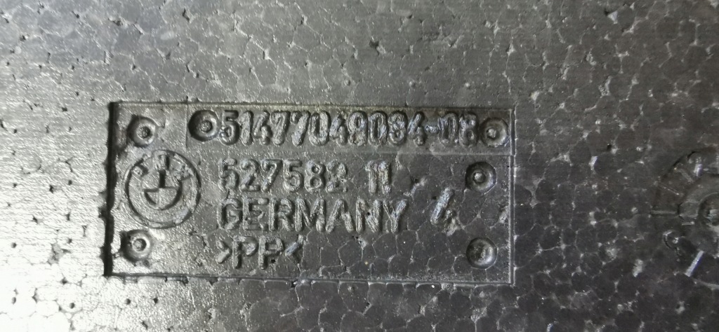 Пенопласт багажник вкладыш 527582 11 bmw x3 e83 с ключами с Разборки