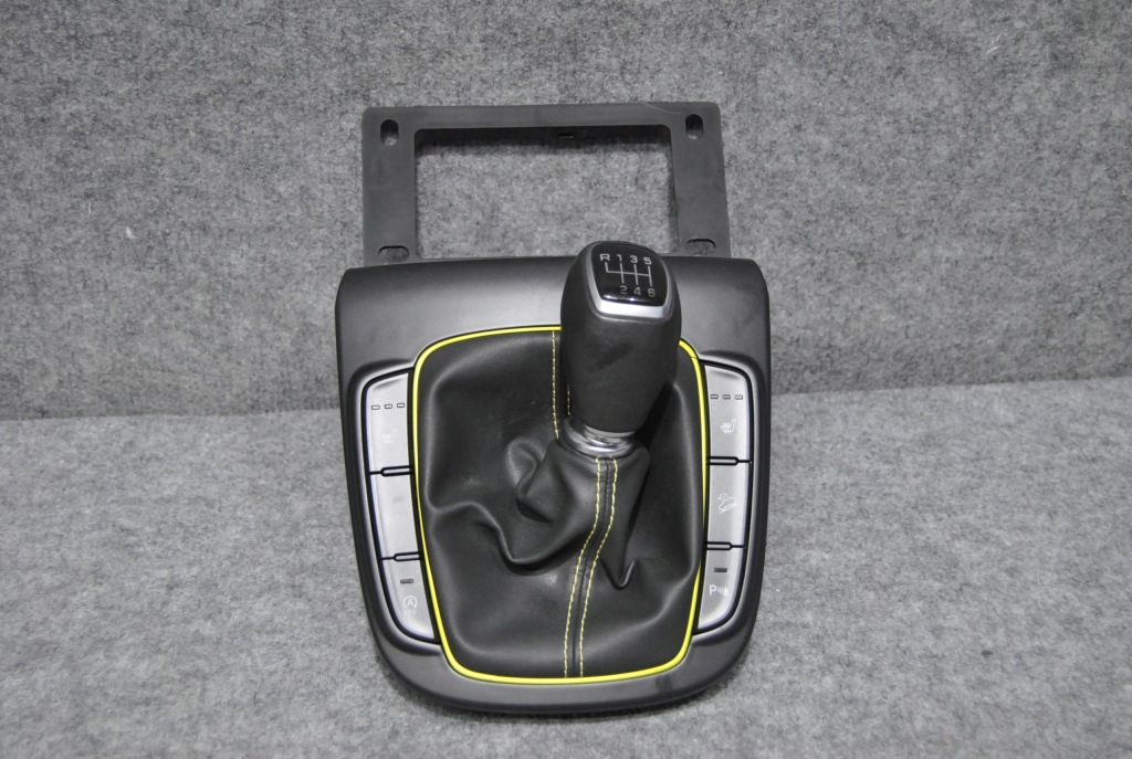 фото №1, Hyundai kona 2018 ручка чехол панель