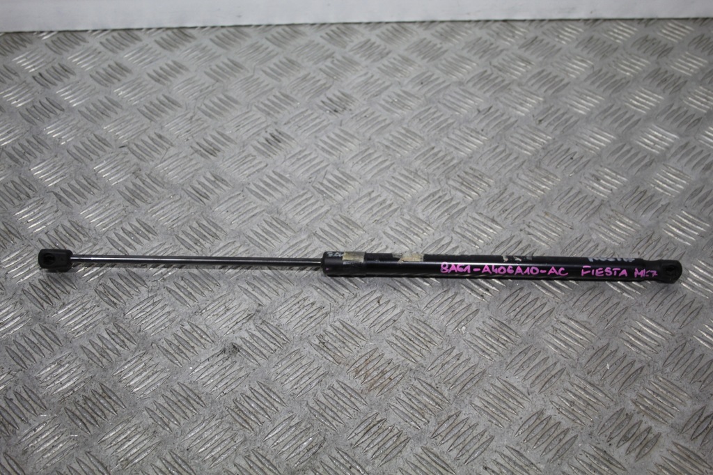 фото №1, Привід амортизатор кришки fiesta mk7 lift 2016
