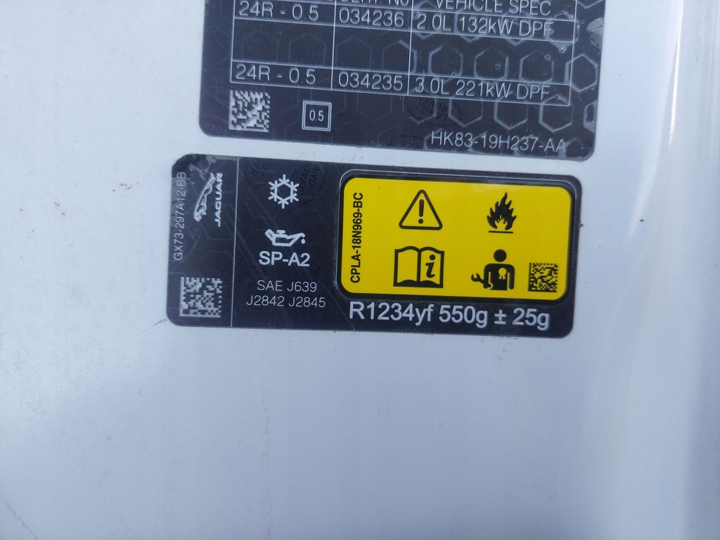 фото №11, Jaguar f-pace x761 15r .капот перед