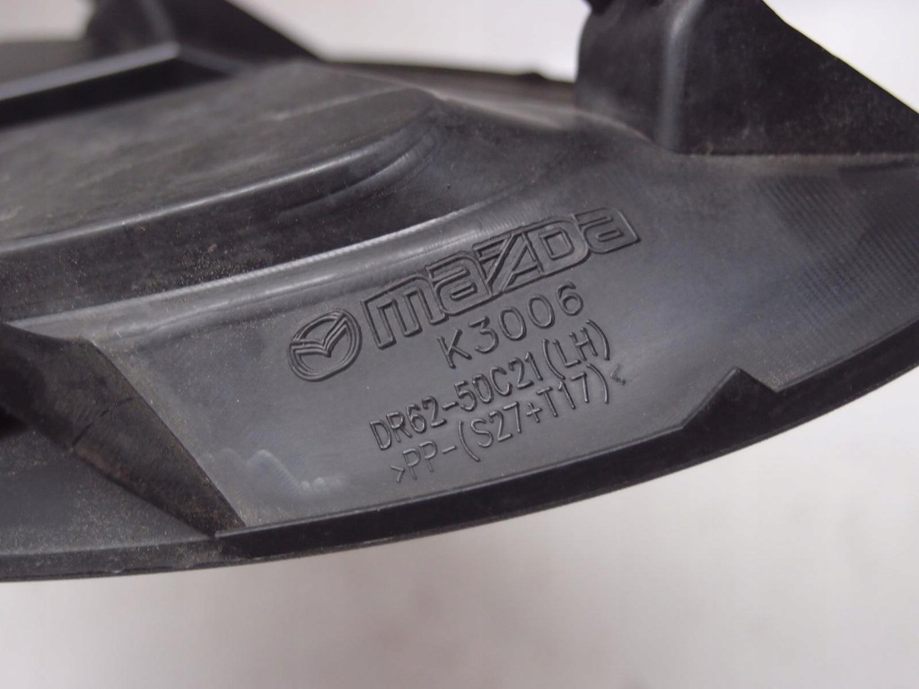 фото №11, Решётка бампера комплект mazda2 sport lift 2011-2014 dr62-50c11 dr62-50c21